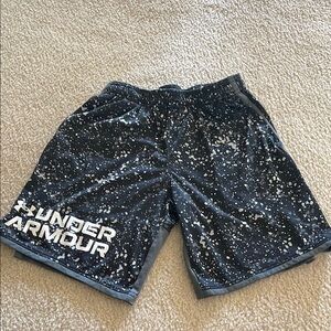 Under Armour Black an Gray speckled Shorts